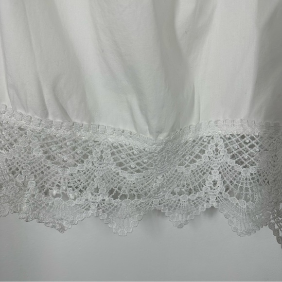 Almost Famous White Lace Trimmed Blouse XS - Picture 3 of 6